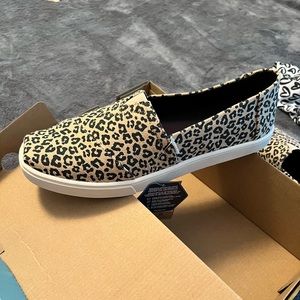 Tom’s new with tags and box